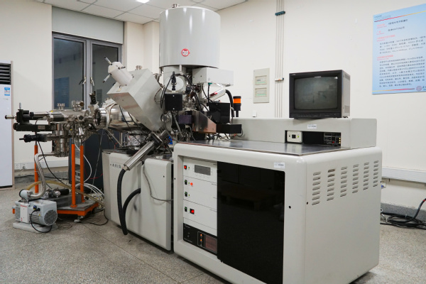 Photoelectron Spectrometer